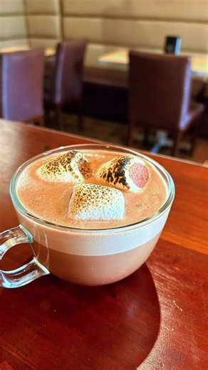 Nuestro chocolate caliente es el mejores de la ciudad 😍 Gracias Lempira, contamos con nueva Ubicación en el centro de nuestra Ciudad. A 1 cuadra arriba de Laboratorio Moreno cel: 97433483