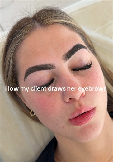 In 2018 her left eyebrow turned white due to low oxygen in blood. 🥺 #lovelybrowsstudio #eyebrowtattoo #fyp #ombrepowderbrows #eyebrowshaping