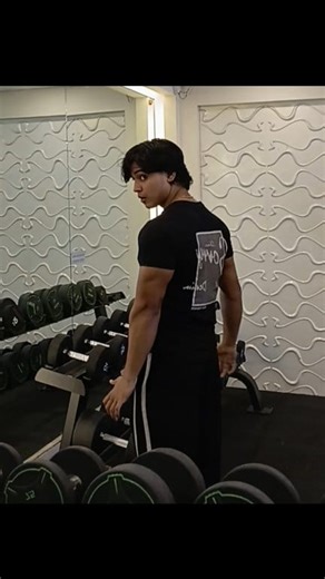 Posing #gym #fitness #aesthetics | Rahat Sheikh