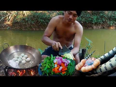 Catch big snake for food of survival Cook whole snake soup + 2 Videos cooking