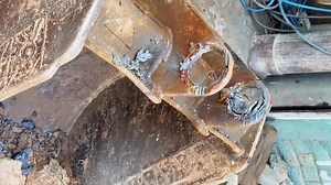 Jcb bucket collar replacement video BHAT Engineering Works.Danish Bhat #jcb. #excavator #jcblovers. #jcbworkshop | BHAT Engineering Works.