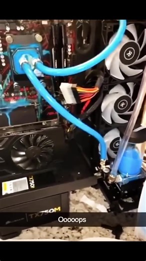 Always leak test your loop 💦 EK-Loop Leak Tester is designed to pressure-test custom liquid cooling loops before adding coolant. Helps identify leaks during PC builds or maintenance. 💦 #customloop #liquidcooling #watercooling #BuildaPC #GamingPC