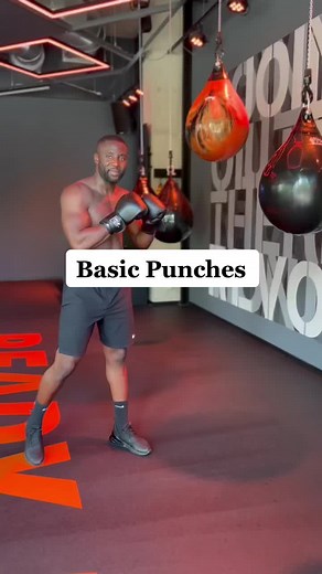 6 Basic Punches Boxing for Beginners 🥊 -----------#boxingtraining #boxingcoach #aquabag #aquabagworkout #boxingtechniques #boxing #boxingtrainer #boxingfit #boxingtips #boxingfitness #boxeo #fitnessboxen #boxingvideos #boxingclass #boxinghighlights
