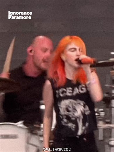 Paramore's Inspiring Live Performance at Pinkpop 2013