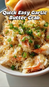 Quick Easy Garlic Butter Crab Buttery, garlicky, and ready in 10 minutes—this comforting crab dish brings all the rich seafood flavor without the fuss. Save this simple skillet recipe for your next weeknight win! •📝 Ingredients : 2 tbsp butter, divided ½ lb imitation crab meat (or real crab) 1 garlic clove, minced 1 tbsp lemon juice ¼ tsp Old Bay seasoning (optional) Salt & black pepper, to taste Sliced green onions, for garnish Lemon wedges, for serving * 🍽️ How to Make It : 1️⃣ Melt the Flav