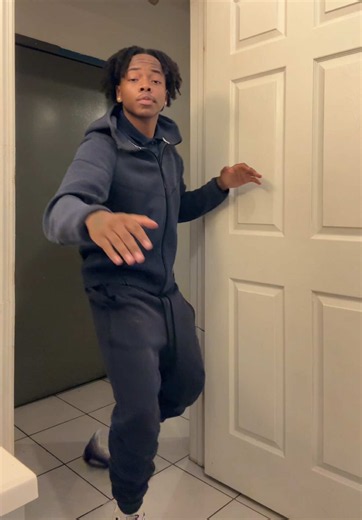 Scooby doo dance 🕺🏽 ‼️#fyp #shefwkdott #xyzcba #foryoupage #viral | dance