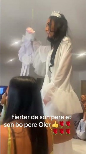 Une magnifique tradition de mariage pleine d'émotion ! 👑❤️