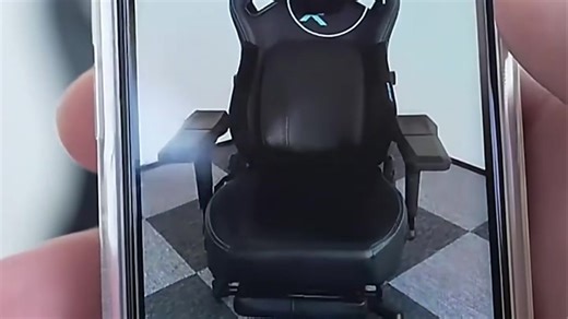 仅4英寸小屏手机，网红力荐！小巧便携，单手掌控，复古设计+高效性能，解决大屏烦恼。精准保留产品型号与核心亮点，生活场景自然融入，体验分享真实流畅。