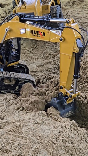 We roll up with a full mobile RC construction pit, setup everything, and keep the kids laughing the whole time. birthdays, schools, and community events… we handle it all. | Can U Dig It RC