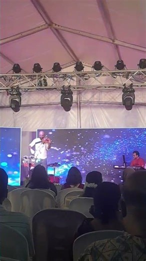 Live performance by violinist Reji Gopinath