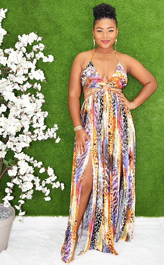Stop saving those outfits sis😂 Get this gorgeous maxi dress for $429😍 Small to large available while stocks last💋 | Candy Girls