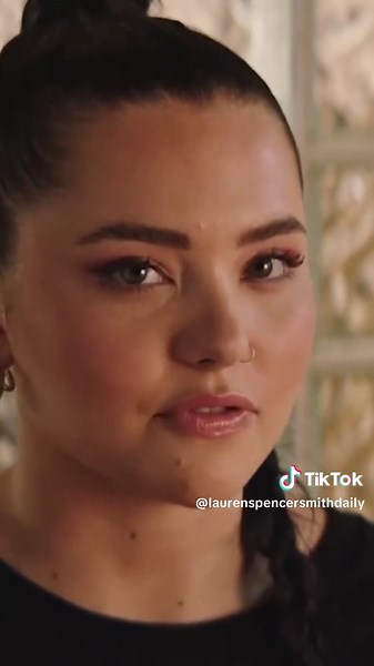 Lauren Spencer Smith Celebrates Renee Rapp's Talent