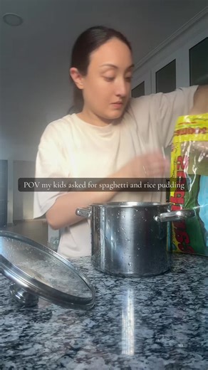 Spaghetti Bolognese and Rice Pudding in DR Spaghetti 🍝 Sauce: 2 tsp olive oil 1 medium diced carrot 1 diced onion 4 cloves garlic Lots of tomatoes 1 large pack ground beef Italian seasonings Dash of maple syrup Sauté onions, carrots, garlic in 2 tsp olive oil. Add ground beef and cook through. Add tomatoes and seasonings. The longer you cook on low the better it tastes 😊 add salt and syrup to taste Spaghetti noodles 🍜 Rice pudding: 1 cup rice 3 cups coconut milk 1 cup whole milk Vanilla extra