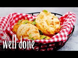 Make Red Lobster Cheddar Bay Biscuits At Home In 5 Minutes With This Simple Recipe | Well Done