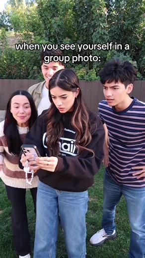 Capturing the Perfect Group Photo