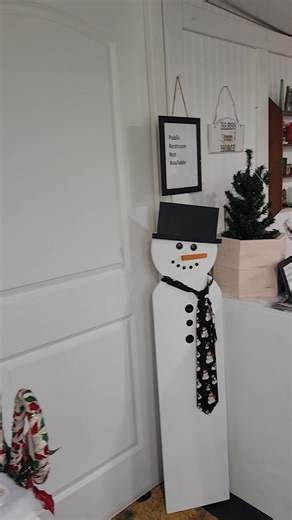 The shop is done and ready for Friday and Saturday 10-3 each day! | Sully's Shop