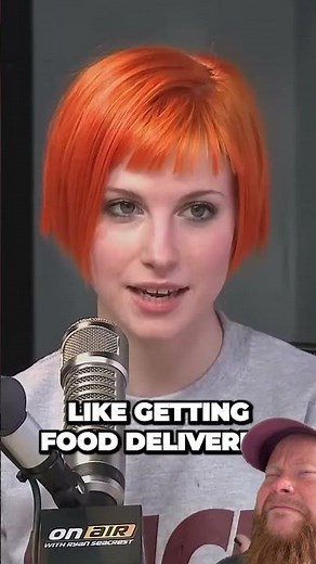 Hayley Williams Talks What You Didn't Know About Eating in Bed #shorts #hayleywilliams #paramore