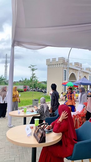 17K views · 36K reactions | GUEST STAR Batik Fashion Show Competition...