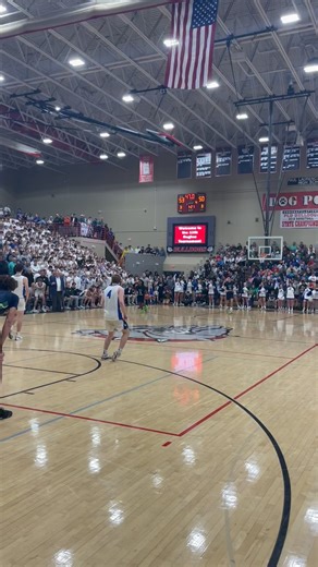 271K views · 6.6K reactions | Great Crossing’s Vince Dawson hits a BUZZER-BEATER to lift No. 1 Great Crossing past No. 2 Lexington Catholic in the 11th Region finals. Dawson canned TWO huge triples in the final moments. Great Crossing is headed to the Sweet 16 for the first time in school history. | Kentucky Sports Radio | Facebook