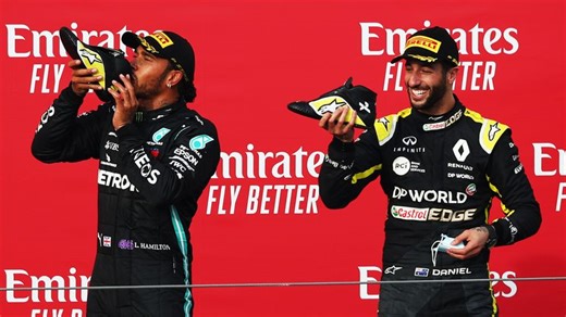 Lewis Hamilton pays tribute to Daniel Ricciardo following RB decision to replace Australian driver