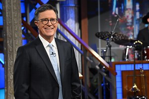 Stephen Colbert jokes about running for president in 10th anniversary 'Late Show'