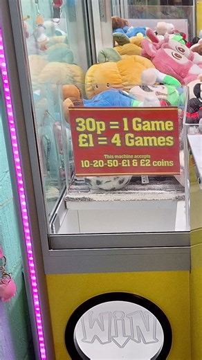 I've enlarged and printed off this pricing sign for my maxx grab claw machine