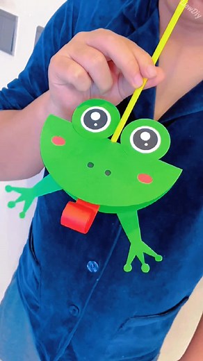 Make a cute frog 🐸#frog #diy #orgami #tutorials #handmade #toy #craft #fyp #forkids
