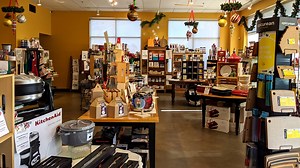 Award-winning author Cynthia Graubart shares "Zucchini Love" at Chef Darin's Kitchen Table