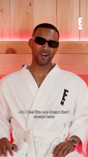 Lonnie is a professional. A new episode of #HotGoss is out now! #311