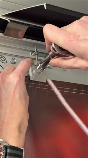 AlphaGraphics Bountiful on Instagram: "🖼️ Print. Snap. Display. ✨ Full-color banners that snap perfectly into place. Fast, clean, and built to stand out! #agbountiful #howitsmade #asmr #customprinting"