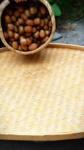 Exploring Handmade Crafts for Rural Life
