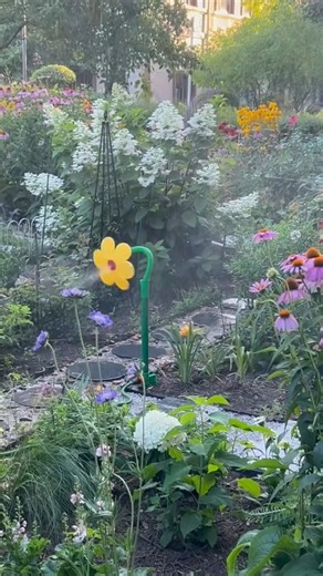 Gubba Garden Store on Instagram: "They’ve arrived! The Crazy Flower Sprinklers — guaranteed to bring a little burst of joy to your garden. In true Gubba fashion, we’ve trialled and tested them (we couldn't wait!)… and yes, these little beauties are every bit as fun as they look. One is now permanently living on Dad’s lawn, dancing away and bringing smiles all round. 🎥reposted from @p.roduct"