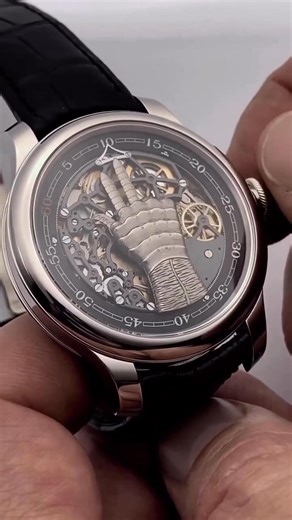 🖐️ F.P. Journe FFC – 42mm Platinum Titanium ⚙️ A visionary masterpiece born from François-Paul Journe’s imagination — where art, anatomy, and horology converge. 💎 42mm platinum & titanium case – light yet powerful presence 🖤 Hand-sculpted rotating hand dial – time told by motion, not markers ⏱️ Mechanical wonder inspired by cinematic innovation 🔹 FFC Caliber – hand-wound excellence, unmatched precision ⚡ A watch that challenges tradition — and defines the future of time. ✅ Authenticity Guara