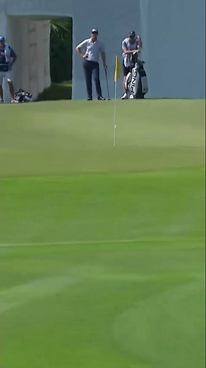 HOW DOES THIS NOT GO IN?! 😱