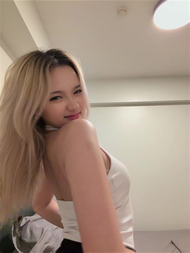 🐱🐾 (@sheng.waaa)’s videos with original sound - malak