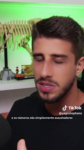 O Kraken de verdade foi encontrado? 🐙 Lembrando que como dito no vídeo ainda iremos precisar de novas evidências para confirmar o real tamanho desse animal, assim como muitas outras informações estimadas pelos pesquisadores até agora! 📄:DOI: 10.1126/science.aea6285 sjc: ok #polvo #kraken #préhistórico #biologia #animal