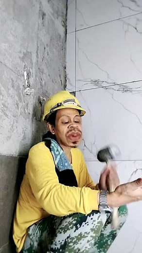 Paano Magkabit ng Tiles at Magpokus sa Good Vibes