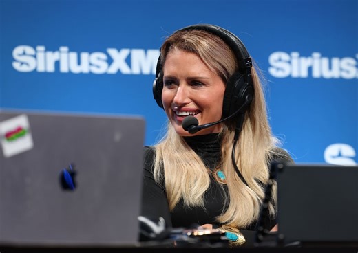 "Does this mean there is glitch in matrix": NFL reporter Jane Slater breaks silence on disturbing death rumor spread online
