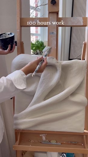 Differences Between Texture Paste and Gypsum Plaster | Techniques Explained