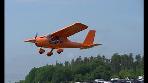 Light Sport Planes at Sun ' Fun