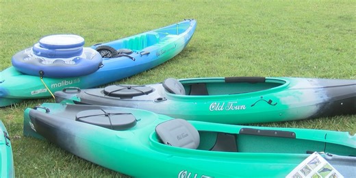 New local guided kayaking tour seeks to help clean rivers