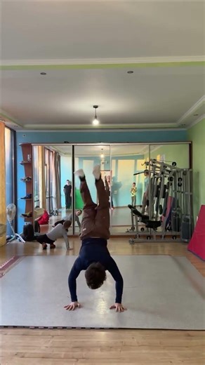 From top rock 🕺 to backflip 🤸 - it's all connected in the flow.