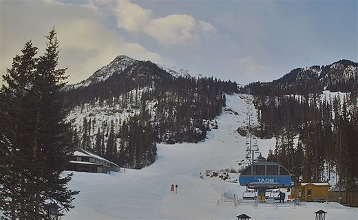 POWDER ALERT: Nearly A Foot Of Snow Possible @ Taos Ski Valley