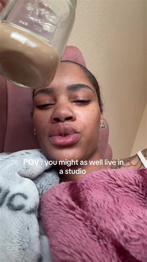 Ashley Siren (@ashleysirenyt)’s video of studio apartment