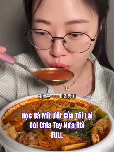 Học Bá Mít Ướt Chia Tay Trong Mukbang