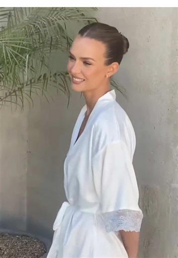 Josephine Skriver's Stunning Wedding Day Look