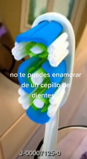 Dibujo Colgate 360: Arte y Creatividad Digital