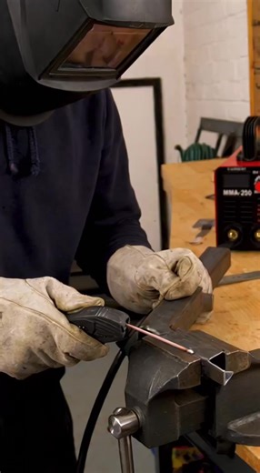 Compact Mini Welder for Home Projects and Repairs