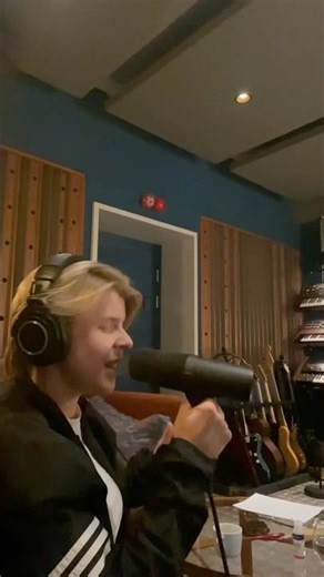 From the studio into the sun🫄🏼