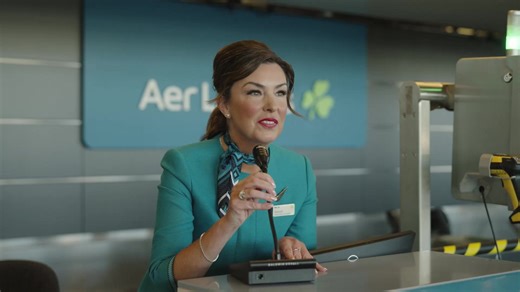 Dancin’ our way across North America with Riverdance 💃 A special moment at Dublin Airport as we reunited Senior Cabin Crew member, Derval, with her former Riverdance cast ☘️ We’re delighted to announce our new partnership as the Official Airline Partner to Riverdance’s 30th anniversary tour, supporting Riverdance as they travel to destinations across North America ✈️ | Aer Lingus
